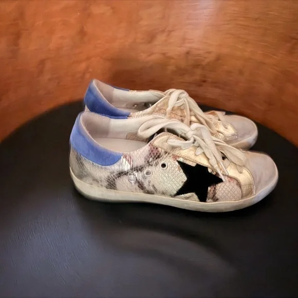 Golden Goose Metallic Gold Snakeskin Print Sneakers with Black Star - Picture 2 of 8